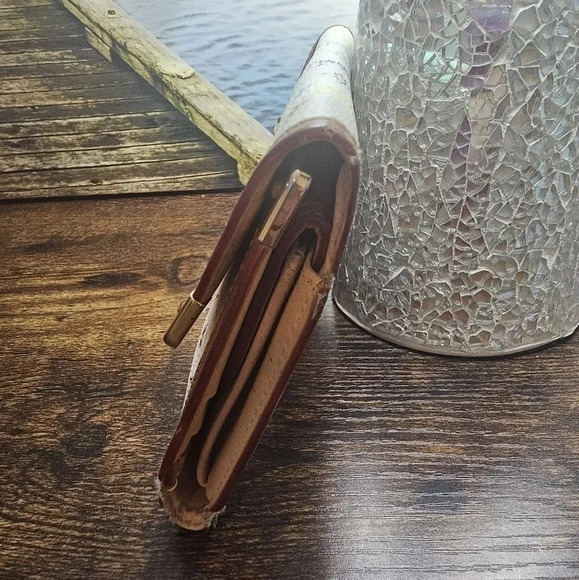 LV Murakami White & Multicolor Print Long Wallet - Picture 5 of 12